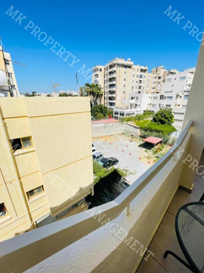 Milos City Center Apts No.34 라르나카 외부 사진