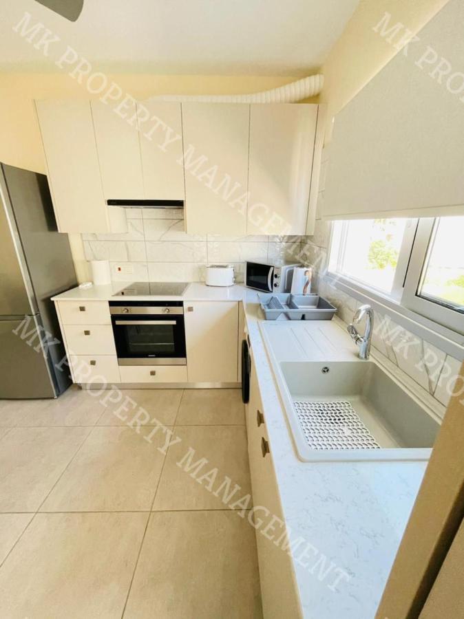 Milos City Center Apts No.34 라르나카 외부 사진