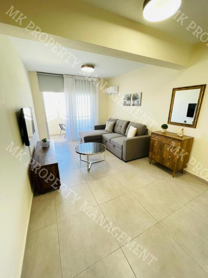 Milos City Center Apts No.34 라르나카 외부 사진
