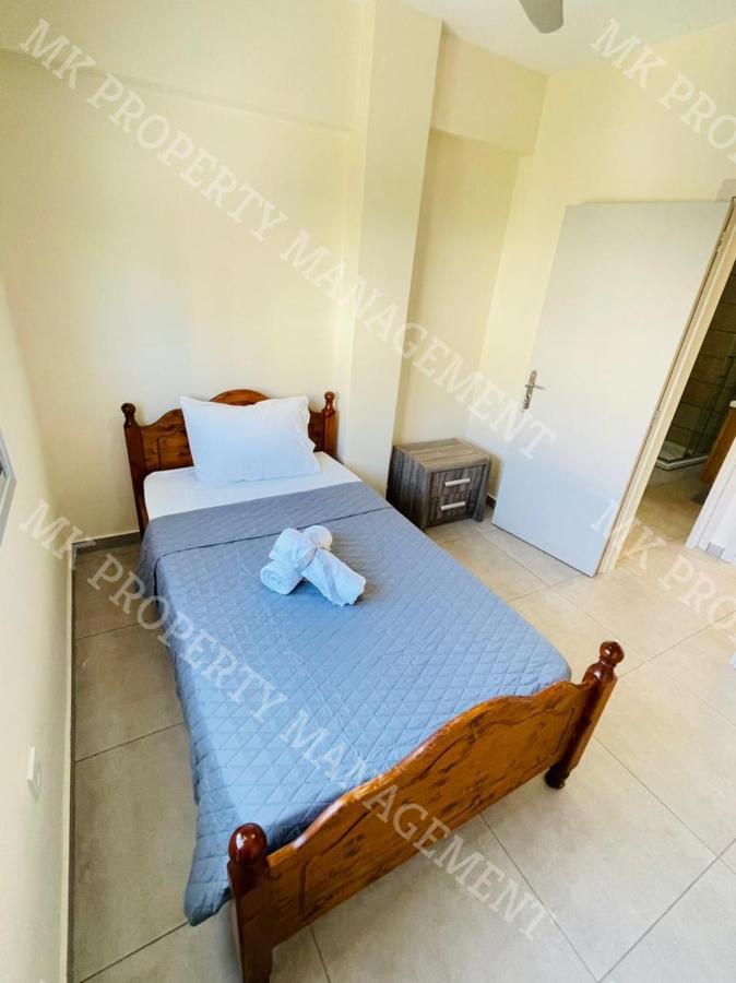 Milos City Center Apts No.34 라르나카 외부 사진